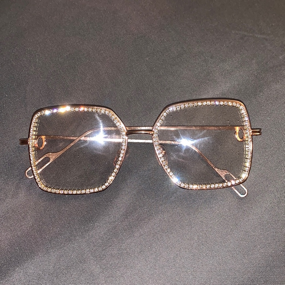 BLINGED OUT GLASSES